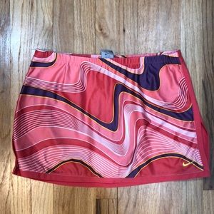 Women’s Nike tennis skirt